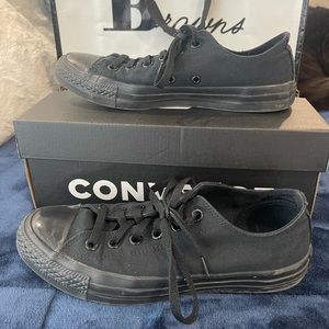 Black converse